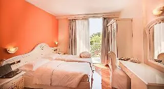 Continental 3* Garde