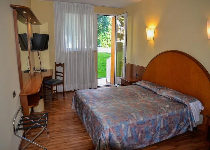Continental 3* Garda (Verona)